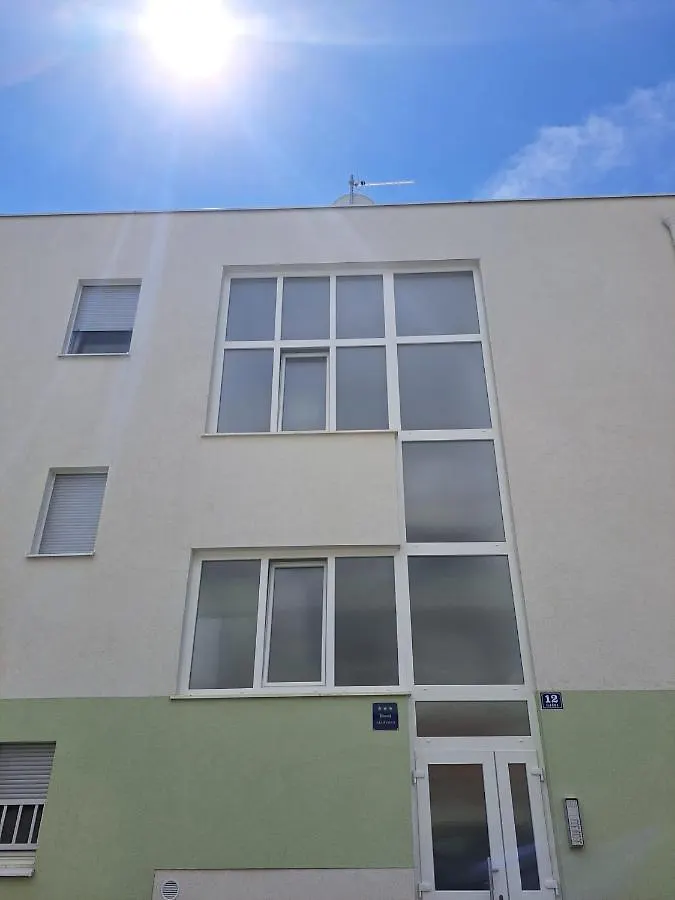 G&D - Lovely Apartment Kastela